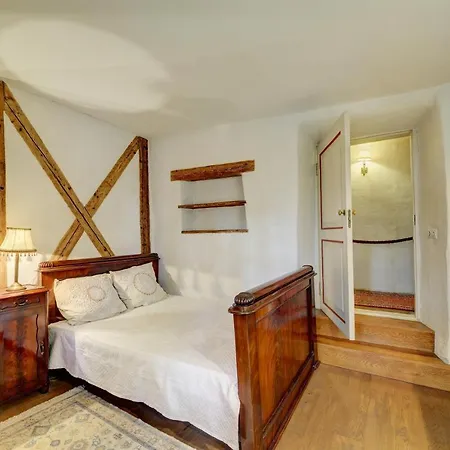 Apartment Little House With Own Garden In Old Town *