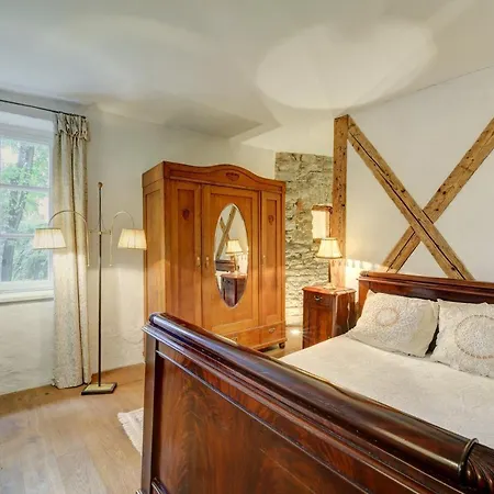 Little House With Own Garden In Old Town Apartment