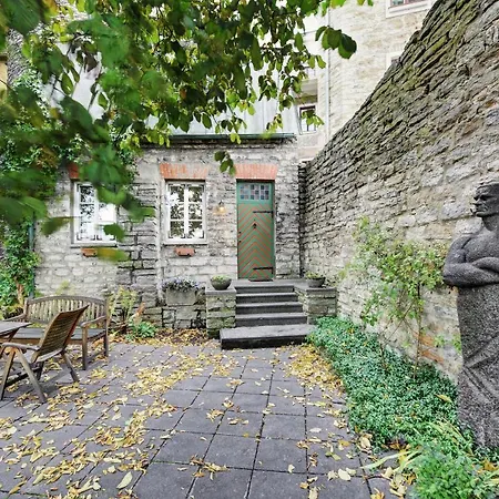 Little House With Own Garden In Old Town